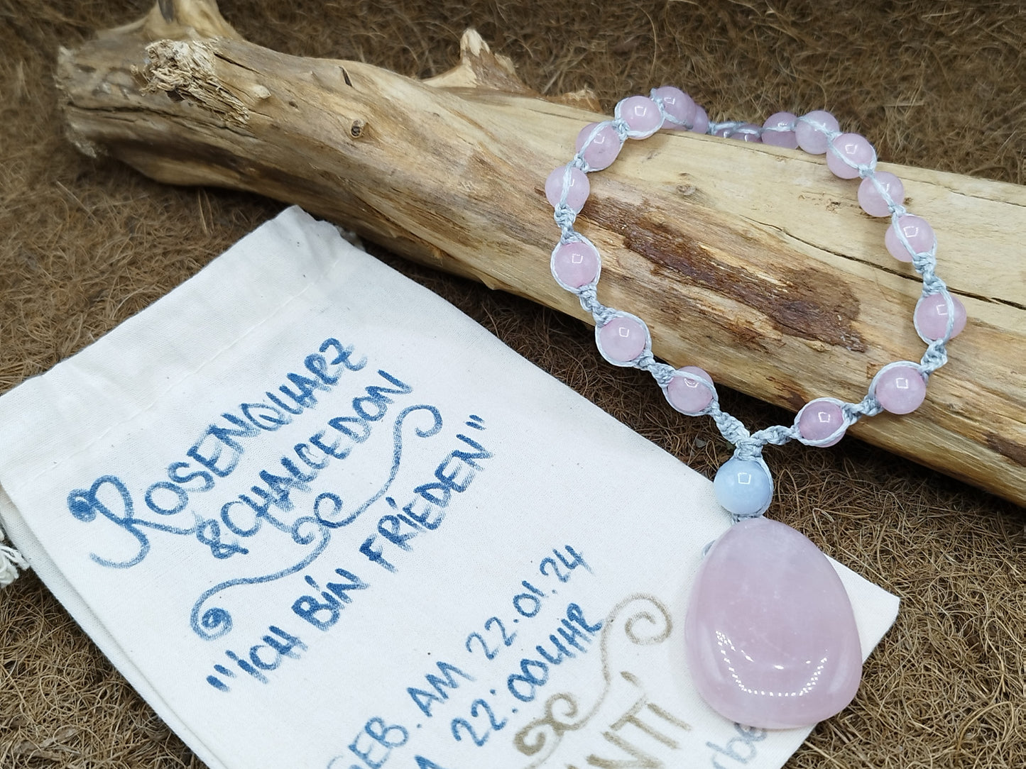 Rosenquarz & Chalcedon Amulett